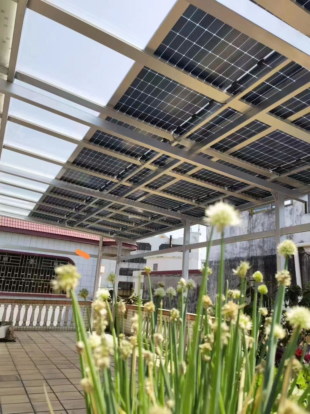 黄山别墅家用屋顶太阳能发电系统安装